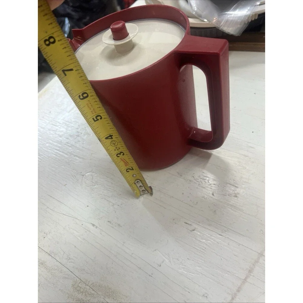 Vintage 1970's Tupperware Orange Short Pitcher Push Button Seal #1575-6